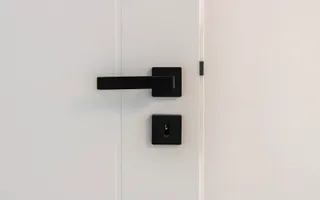 3 CAMERE LA PARTER CU CURTE PROPRIE DE 57MP,  2 BAI, POZITIE PE SUD, COMISION 0% - Poză 28