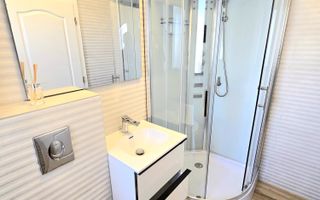 Duplex cu 5 camere in Dumbravita - Poză 4