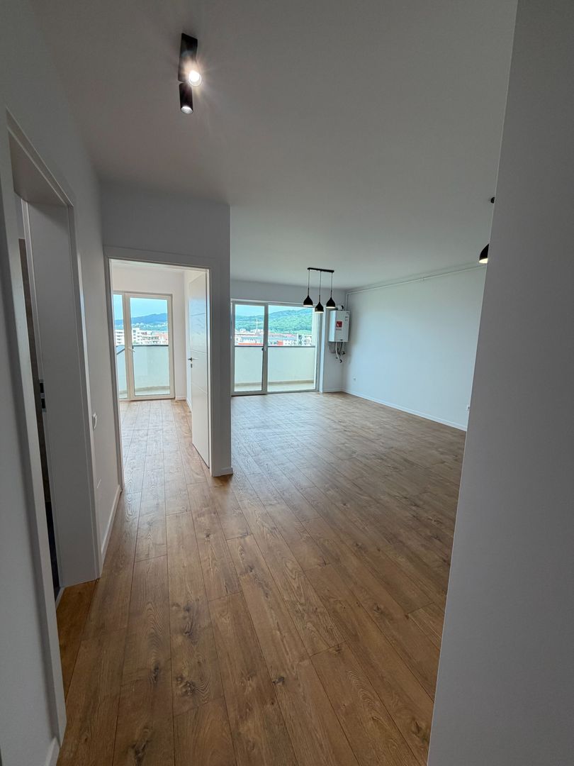 Apartament două camere, finisat nou, zona Eroilor - Poză 2