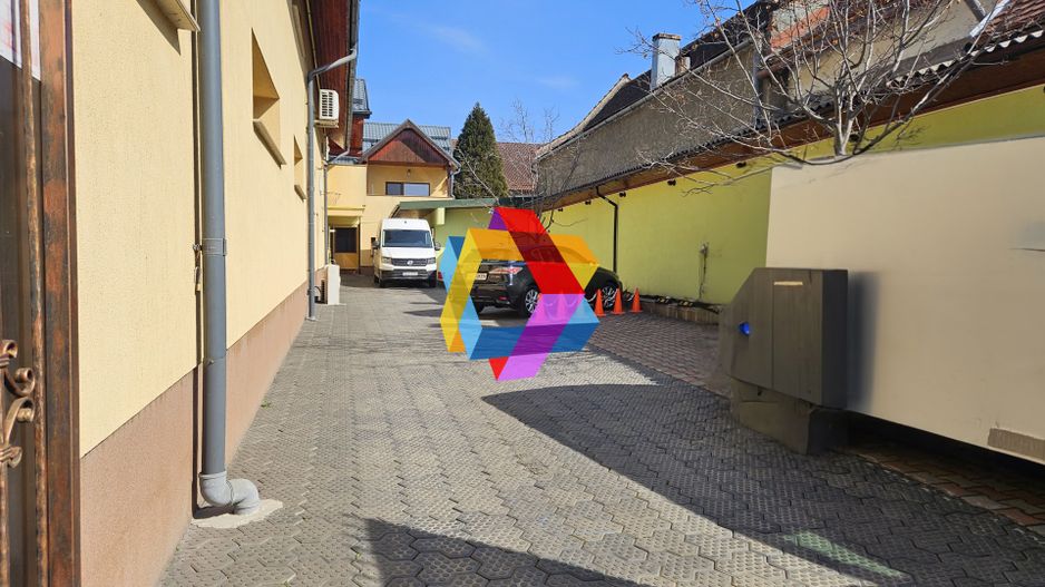 Casă plus Spațiu comercial  741 mp, Teren 906 mp Brasov - zona Blumana - Poză 51