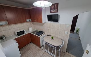 Apartament 1 camera decomandat cu centrala proprie, lift - Poză 4