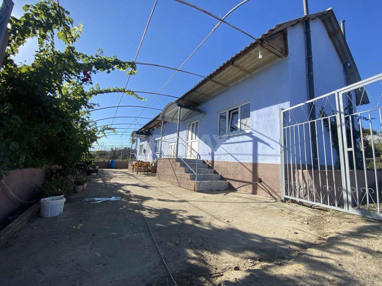 Proprietate cu casă, teren, sere și sistem de irigare – 15 min de Orhei - Poză 8