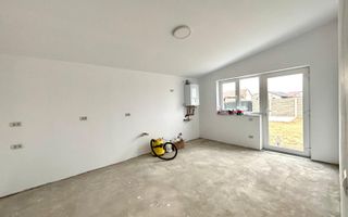 Casa individuala - 4 camere - teren generos - Sanmihaiu Roman - Poză 4