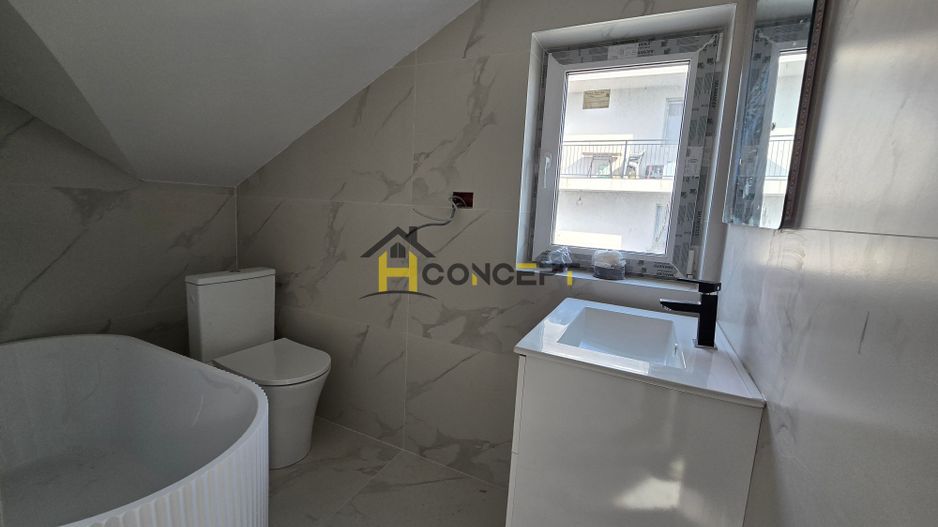 Vila finalizata, curte libera 185 mp,  loc de parcare, zona case - Poză 15