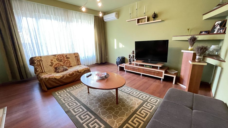 CASA  INDIVIDUALA DE VANZARE IN MEHALA - Poză 1