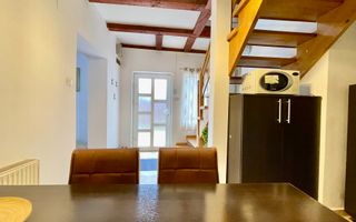 Casă 4 camere | Locație excepțională | Singur în curte | GARAJ - Poză 17