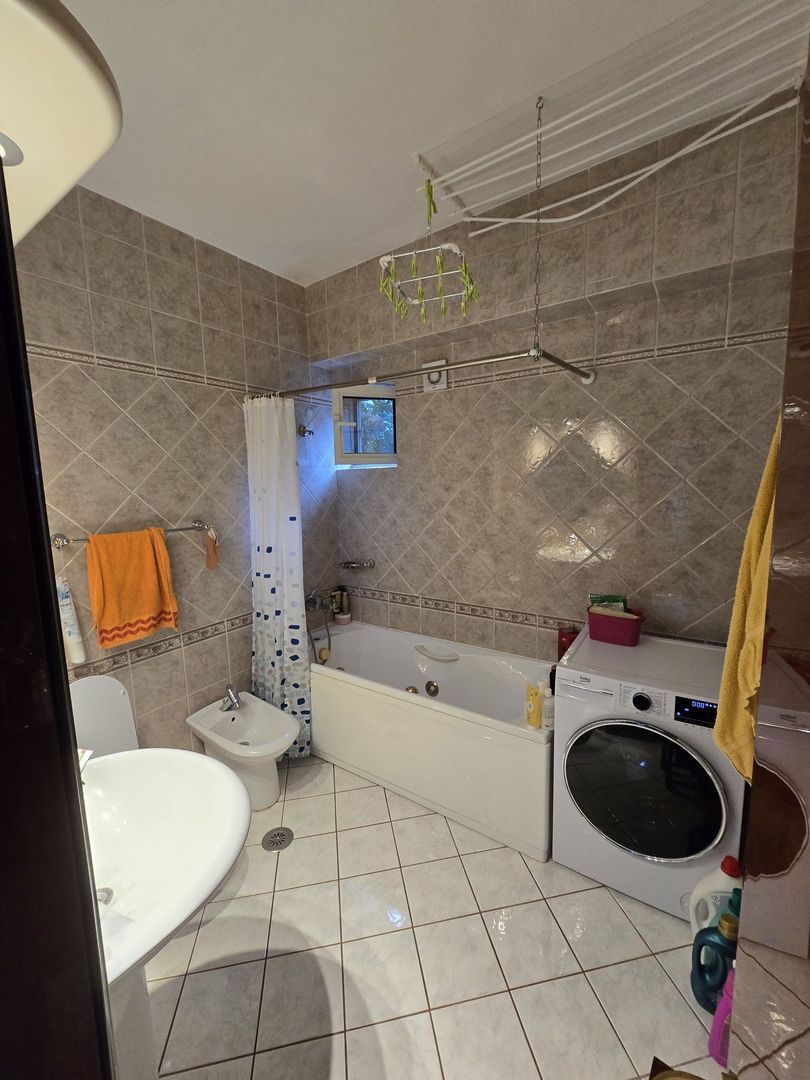 De vanzare Apartament 4 camere Vasile Lascar, Central, Creditabil - Poză 7