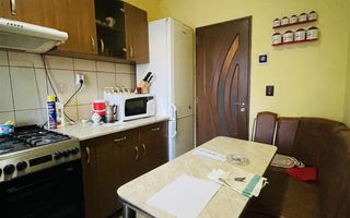 Apartamentï¿½cu 2ï¿½camere tip AN decomandat zona Iosia. - Poză 6