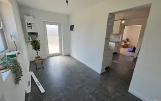 Casă 4 Camere, 2 Bai, 900mp Teren - Poză 11