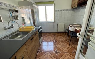 Apartament spațios cu două camere, etajul 4 cu acoperiș. - Poză 7