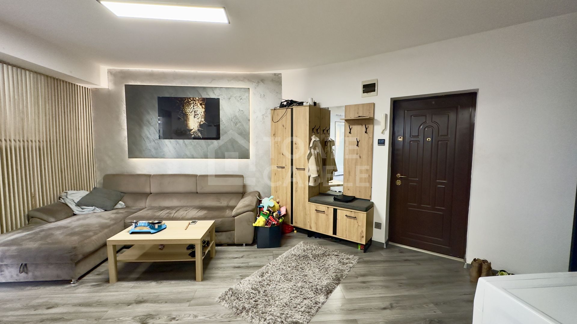 Apartament cu 2 camere și terasă spațioasă în Mărăști - Poză 1
