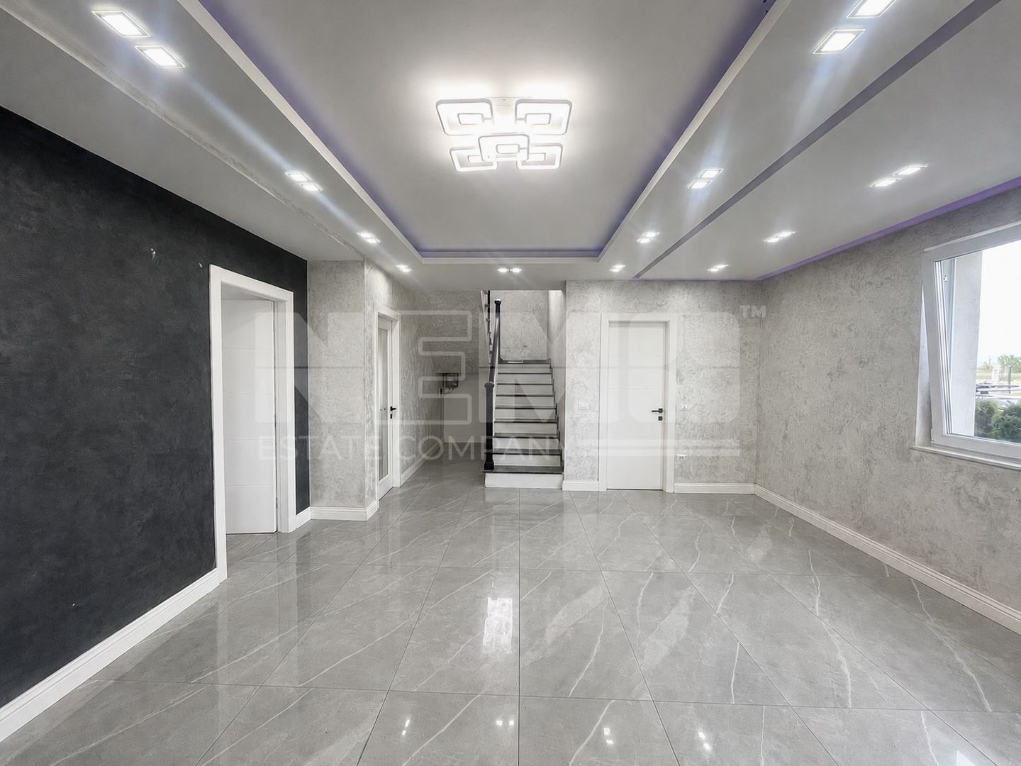 Casa moderna 210 mp | Zona centrala | Cartier privat| Radauti - Poză 2