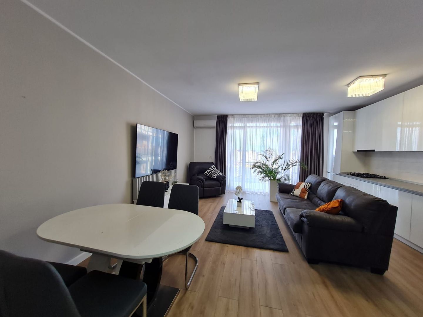 Lux si calitate la 3 min de Piata Unirii - Poză 29