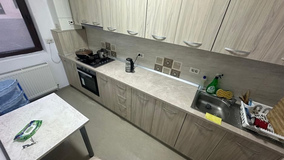 GARSONIERA STEJARULUI, LOC PARCARE, BUCATARIE INCHISA, BLOC NOU - Poză 1