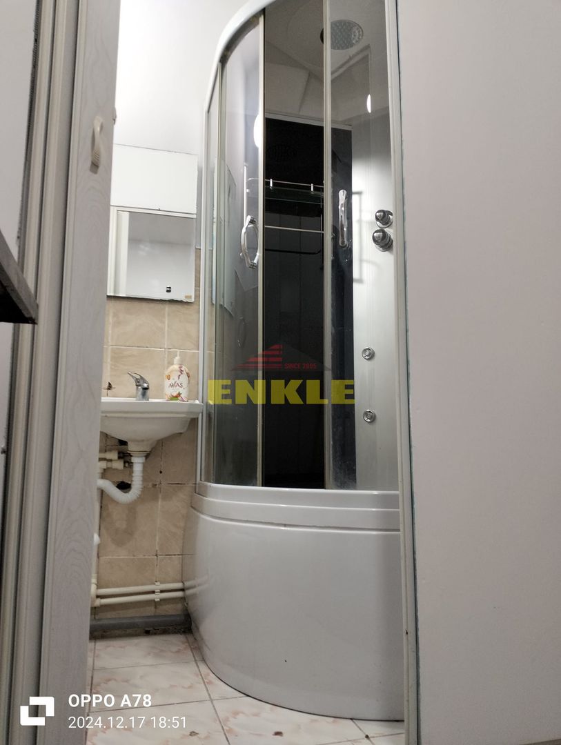 De vanzare garsoniera situata la etajul 2 - Poză 3