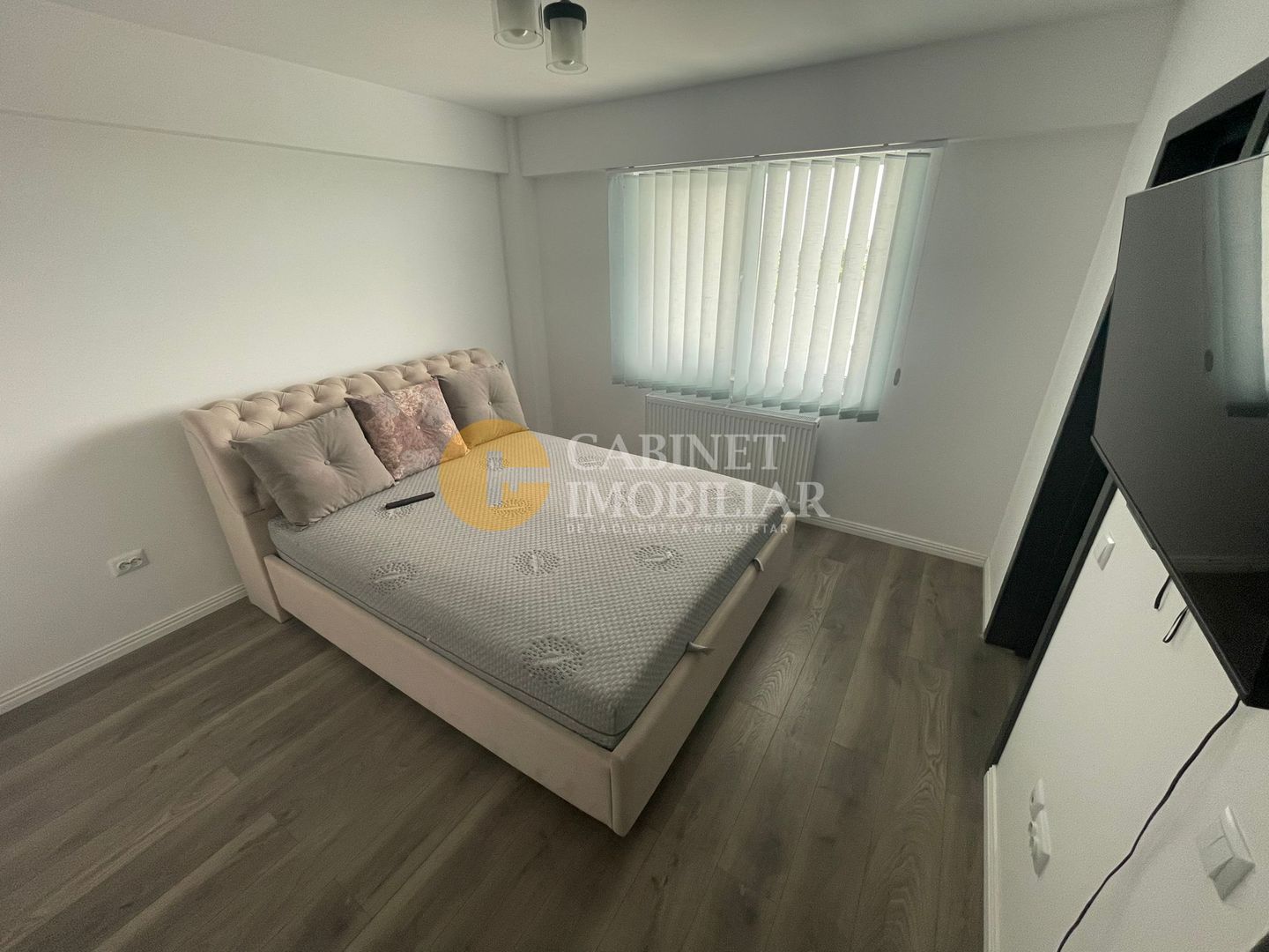 3 camere Decomandat - loc parcare - boxa - mobilat - INTABULAT - Poză 5