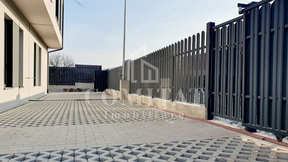 Case cuplate cu teren generos Chinteni - Poză 8