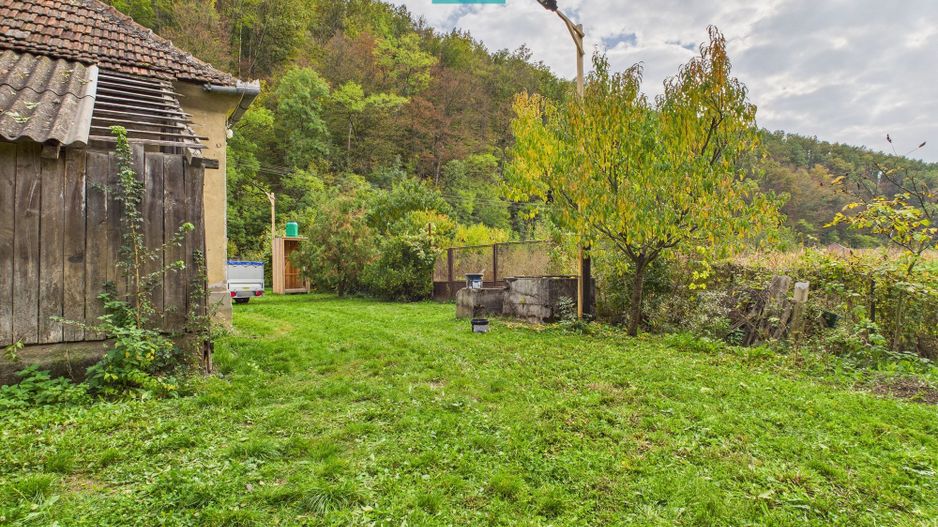 Casă cu teren generos Vărădia de Mureș - Stejar - Poză 8