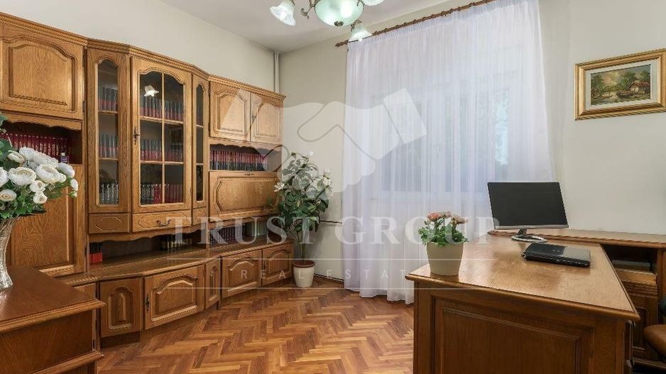 Casa 5 camere | Parcul Circului | Curte libera 300mp - Poză 6