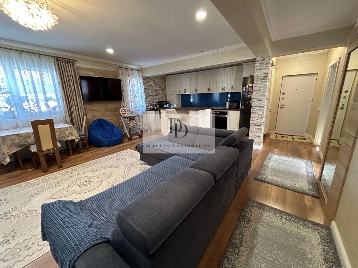 Apartament 4 camere singur pe nivel + 50 mp Pod + 2 Parcari | Oașului - Poză 2