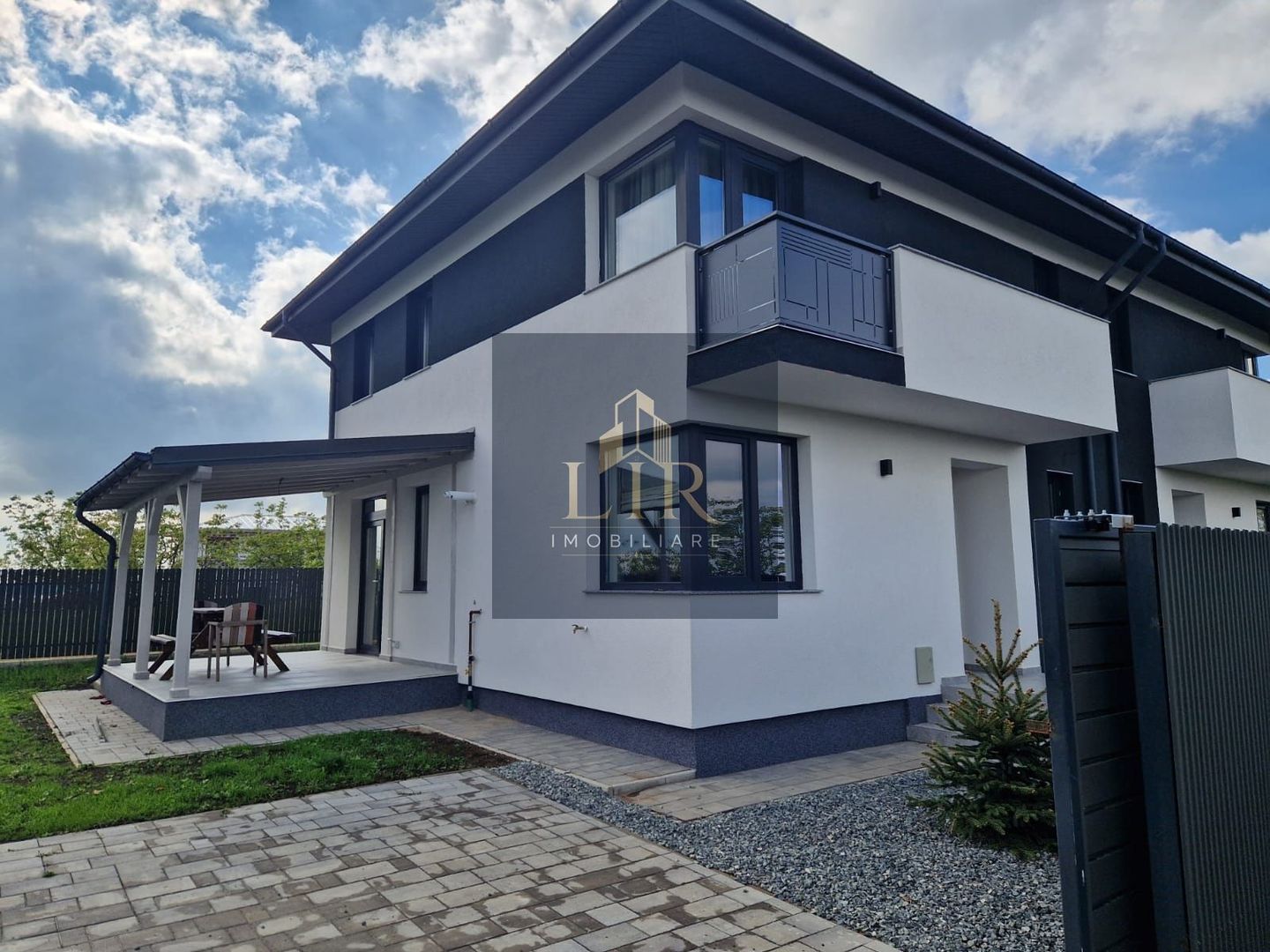 Casa 4 camere - Miroslava - Iasi - Poză 2