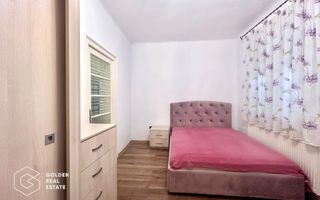 Casa centrala cu 3 camere, curte privata și gradina - Poză 6