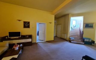 Vila generoasa,destinatii multiple - Poză 33