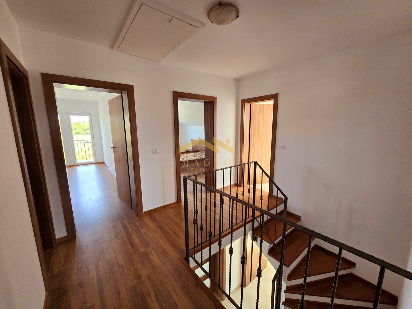 VILA P+M NOUA DE VANZARE IN LIPOVA BAI - Poză 16
