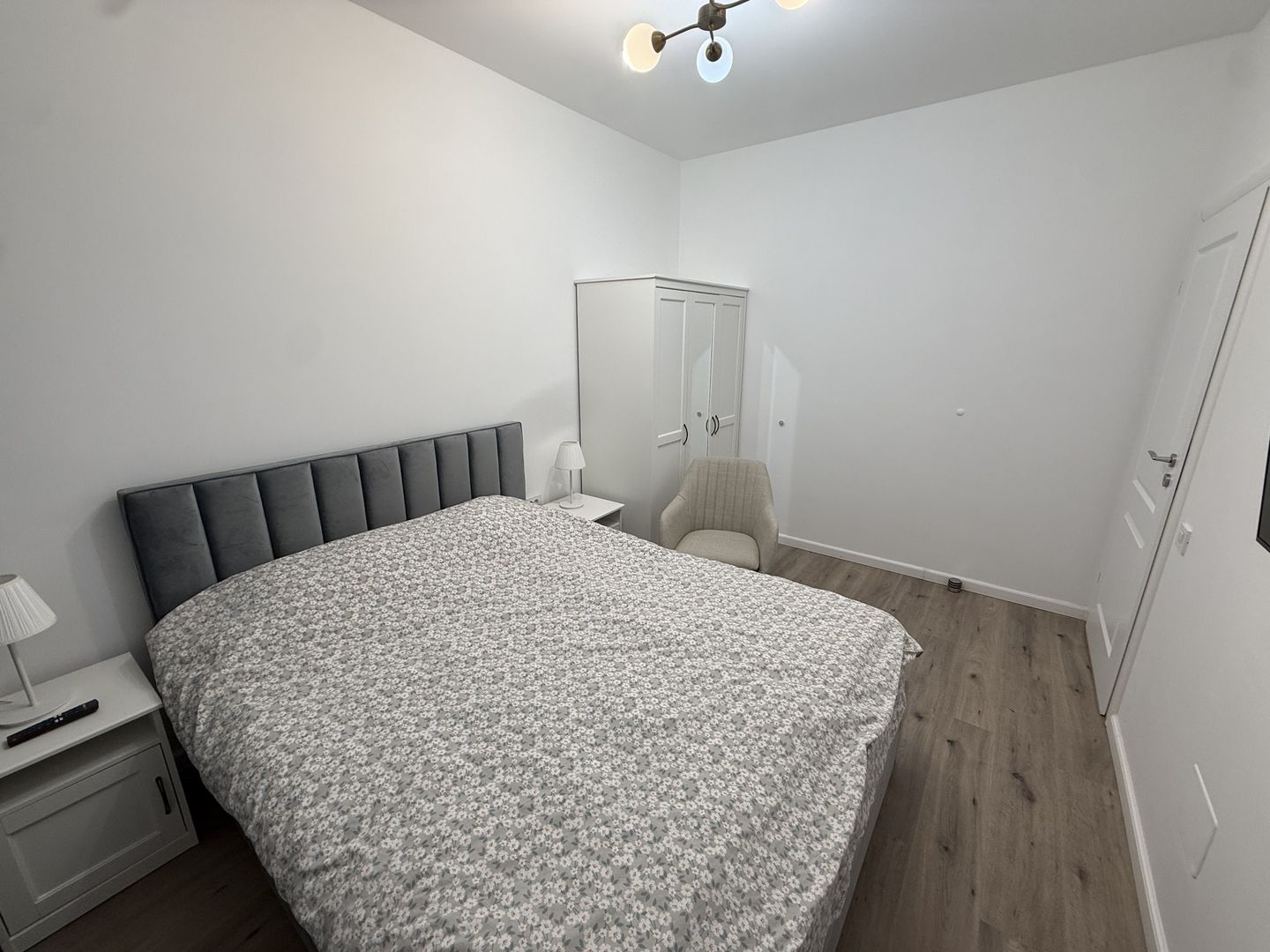 Apartament 2 Camere Exigent Plaza Residence Faza 5 Lujerului + Parcare - Poză 15