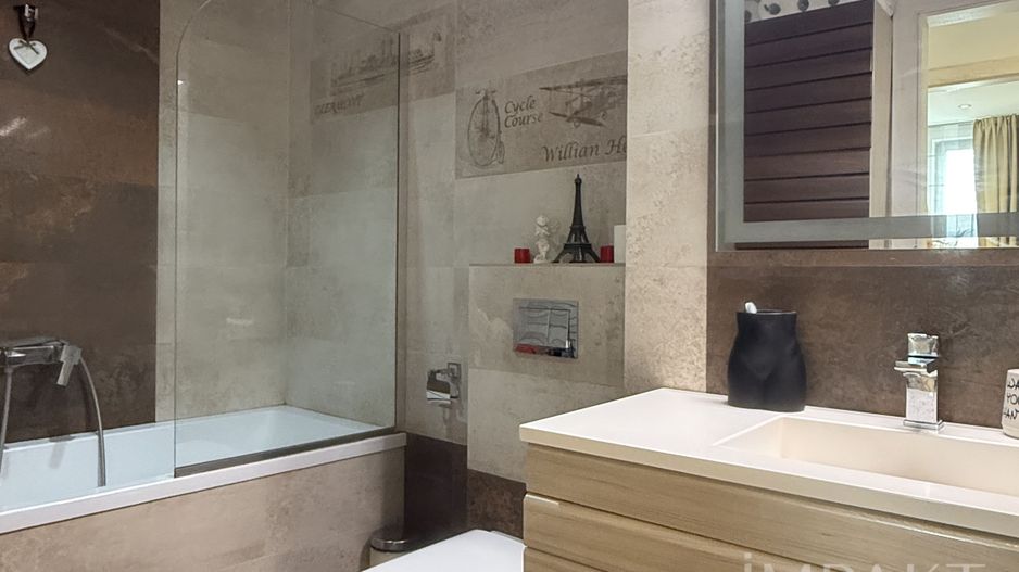 Apartament cu 3 camere 2 bai langa iulius Mall view spre lac - Poză 11