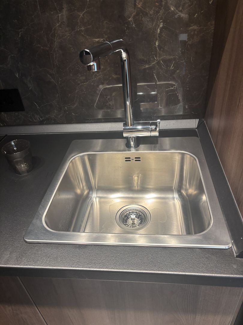 Apartament ultrafinisat la prima inchiriere - Poză 20