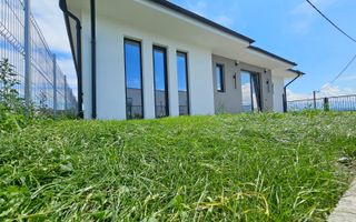 Casa pe parter, cu priveliste panoramica partial finisata - Poză 3