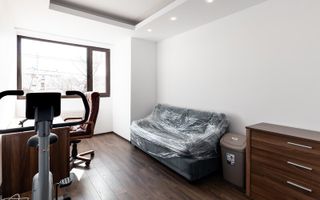 De inchiriat Vila cu 3 camere Crangasi - Poză 6