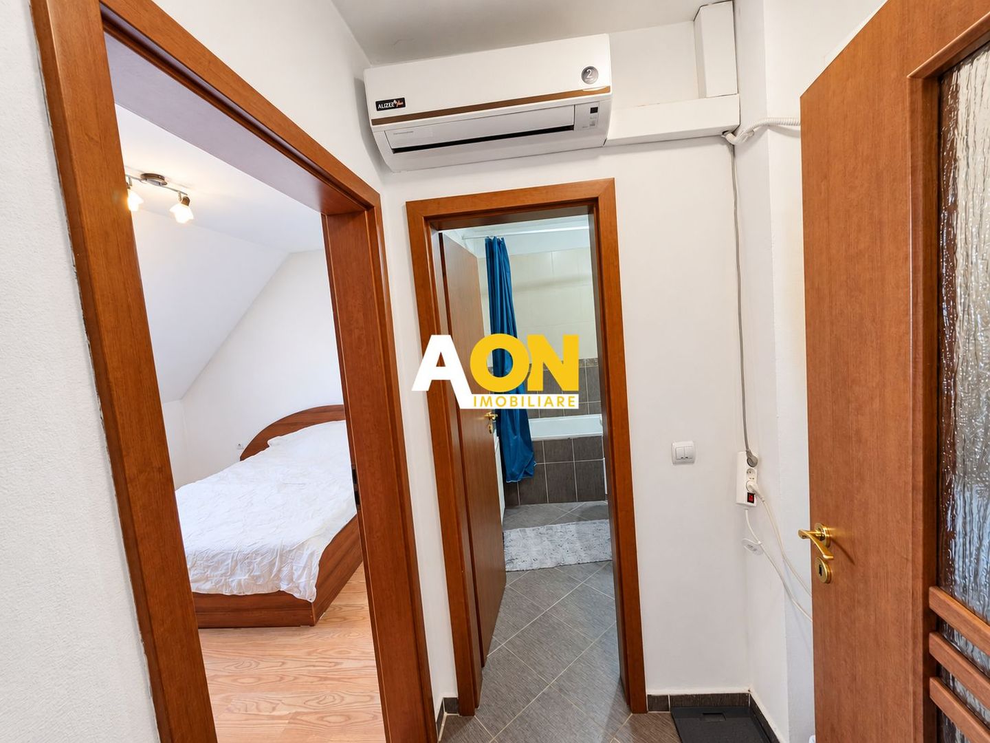 Apartament 2 camere, 60 mp, ultracentral. Pet Friendly! - Poză 3