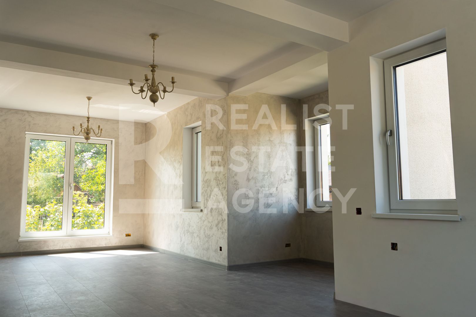 Case moderne de vânzare în Cristian, Brașov – confort și eficiență - Poză 5