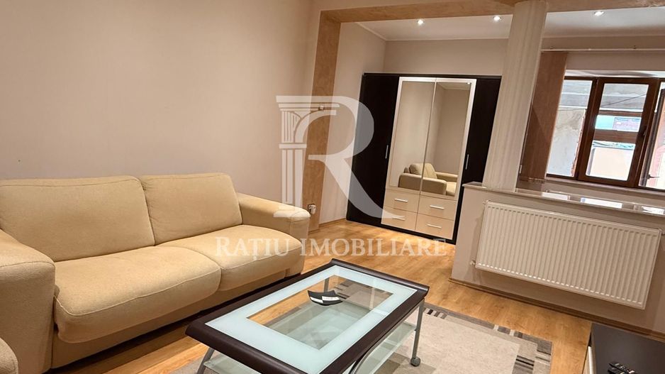 Casa cu 3 camere de inchiriat | Pet Friendly  | Zona Centrala - Poză 2