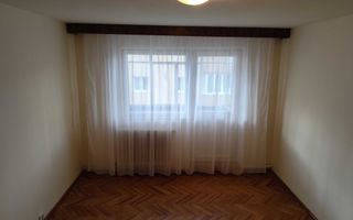 Apartament cu 3 camere in Manastur, etaj 3/4 ! - Poză 2