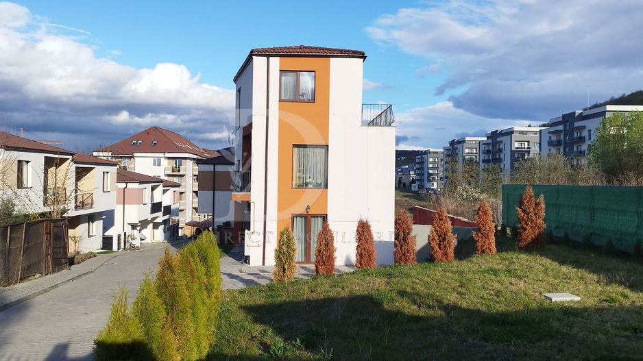 Apartament cu gradină în Florești - Poză 11