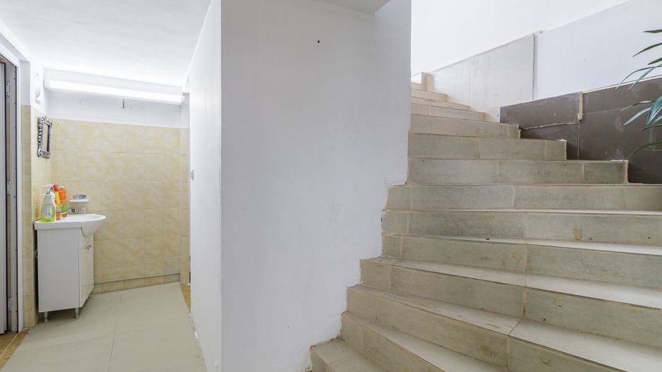 Spatiu comercial de inchiriat - Cernica - Poză 3