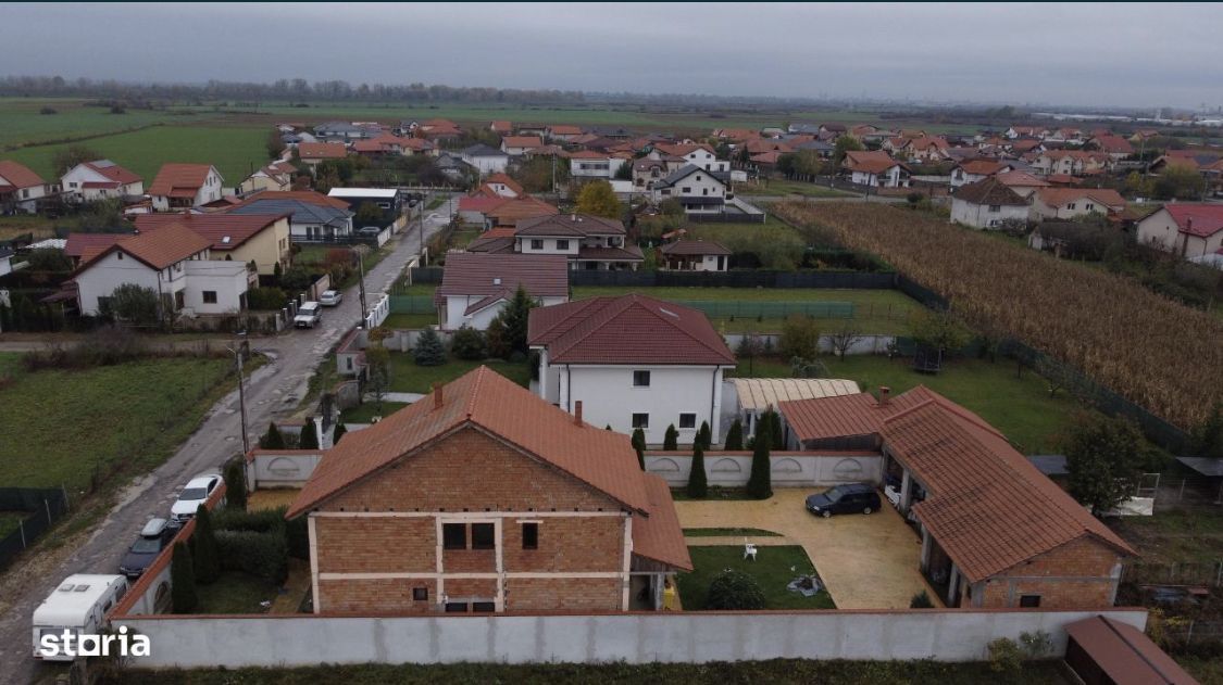 Casa de vanzare P+1, 4 Garaje, Vetis - Poză 2