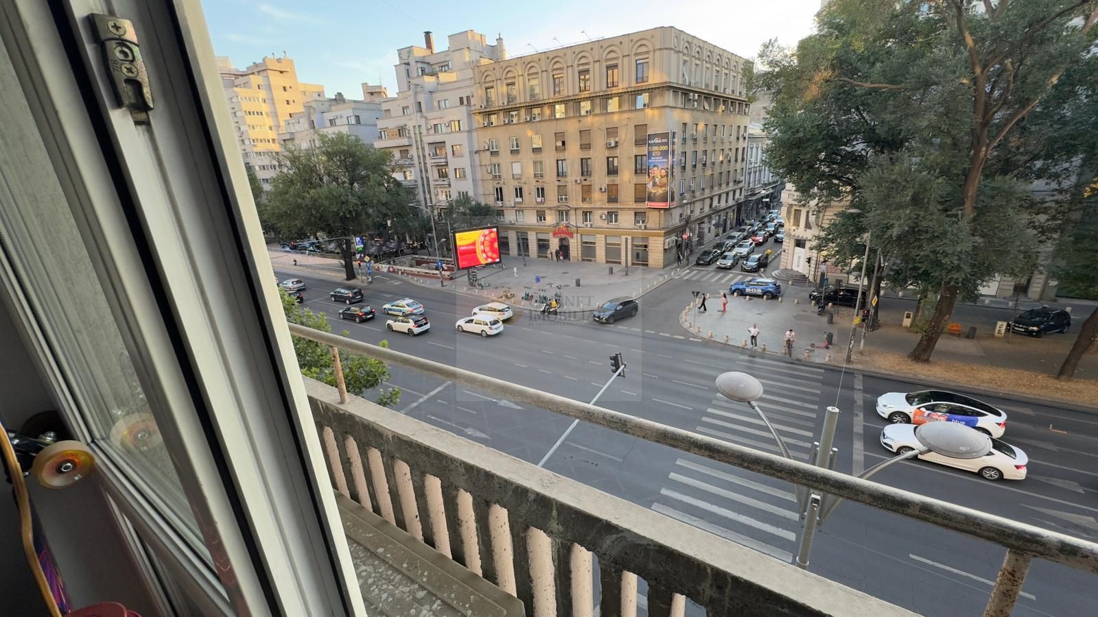 Bloc Dalles- Bd Nicolae Balcescu  | Garsoniera  AIRBNB | Etaj 2 - Poză 2