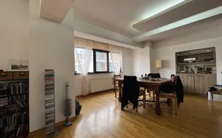 Apartament Elegant de Închiriat – 5 Camere/ 3 Băi, *Arcul de Triumf* - Poză 11