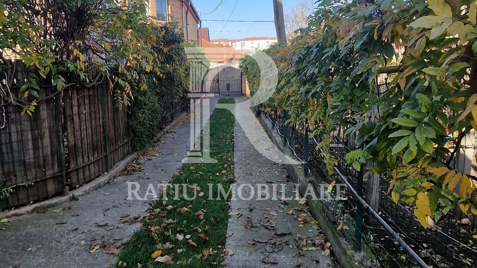 Casa cu 5 camere de vanzare | Iosia | Oradea. - Poză 21