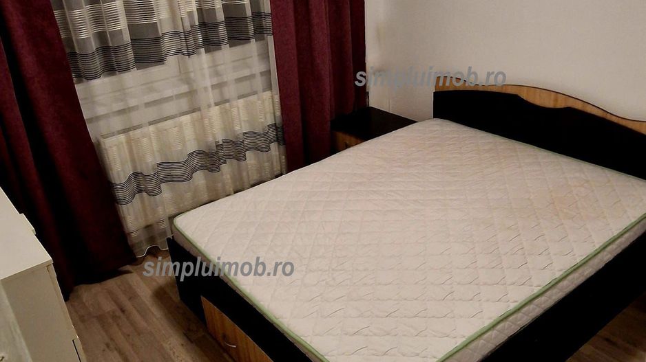 Decomandat Renovat 2 Camere Sector 4 Resita/Huedin - Poză 4