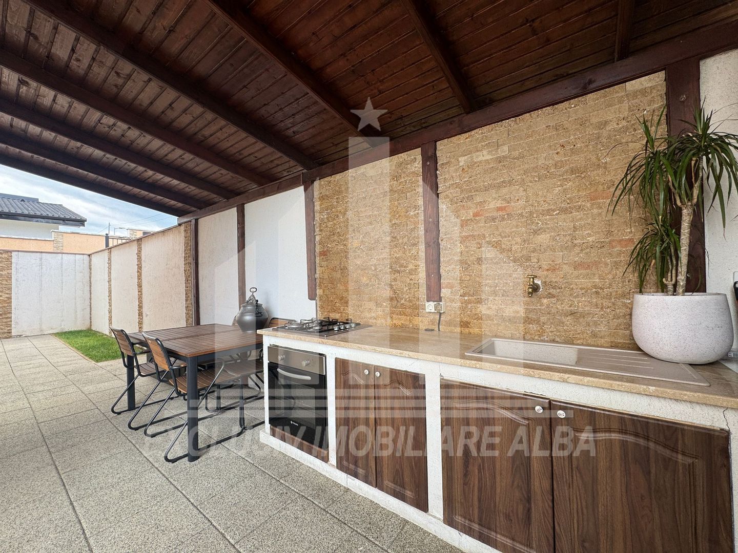 Casa insiruita de vanzare, Cetate - Poză 12