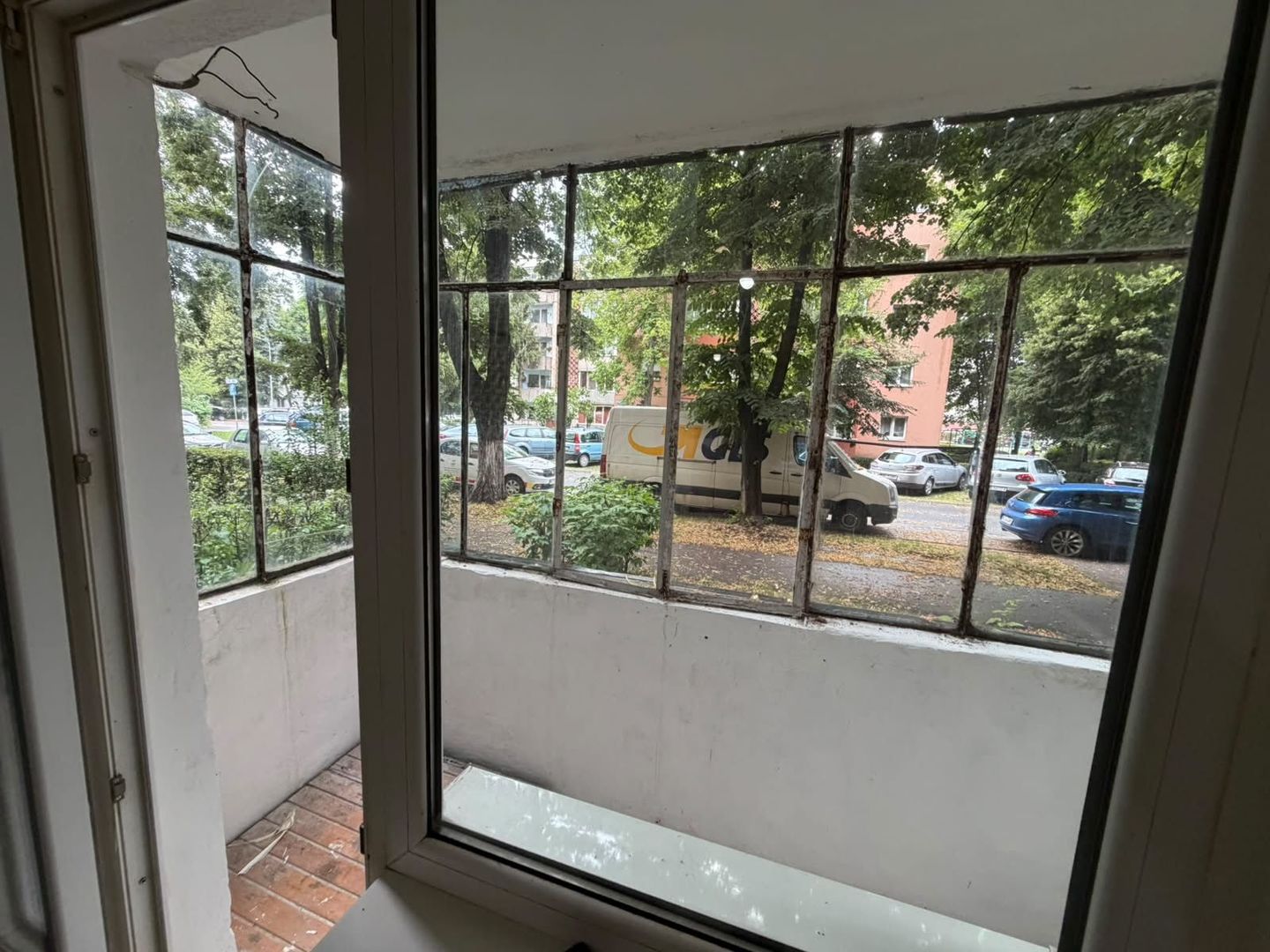 🏠 Oportunitate în Dâmbu : Apartament cu 2 camere la parter cu balcon, - Poză 5