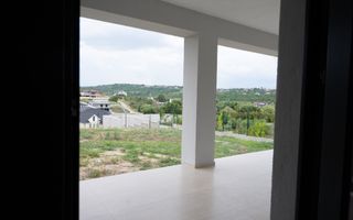 Casă modernă de vânzare | 3 dormitoare | Teren 750 mp | Oradea - Poză 8