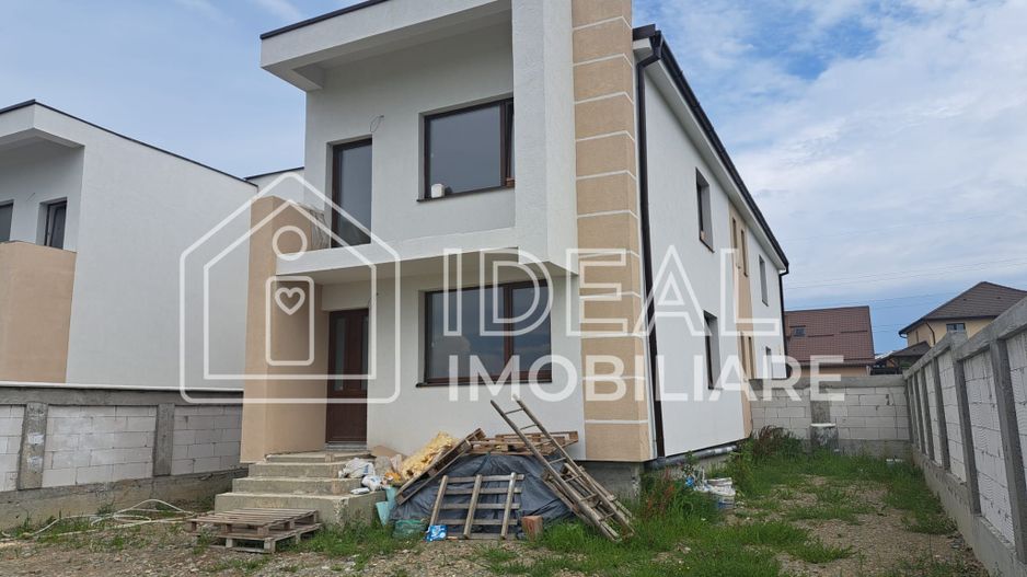 Casa cu 4 camere si 310 mp de curte, in Calea Cisnadiei, zona Profi - Poză 1