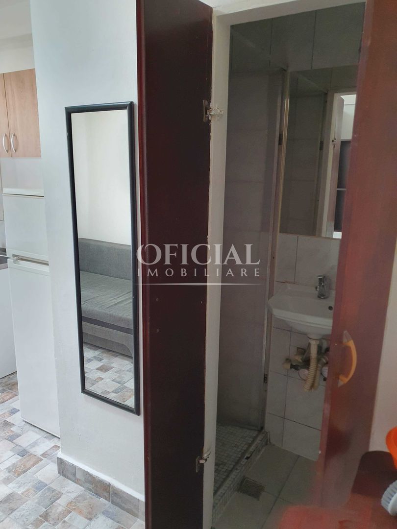 Apartament 1 Camera | 11 Mp | Intermediar | Gheorgheni Hotel Royal - Poză 5