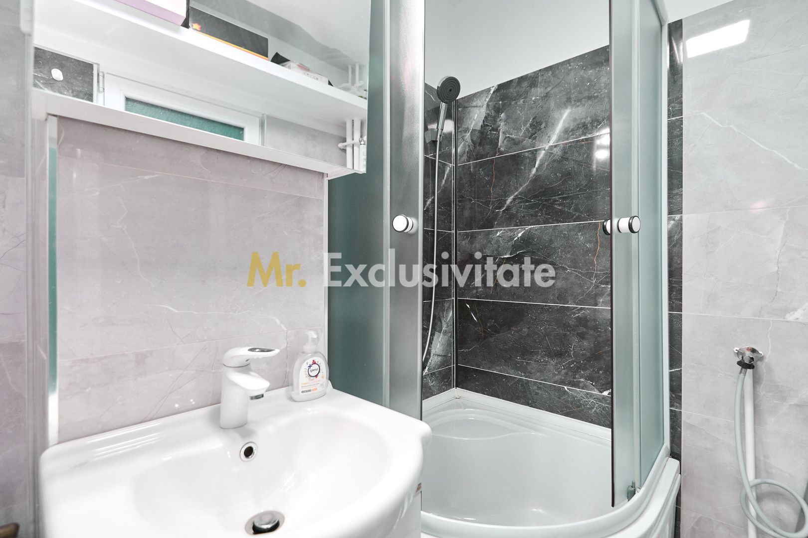 Garsonieră decomandată - Complet renovată -  Parter – Prundu - Poză 7